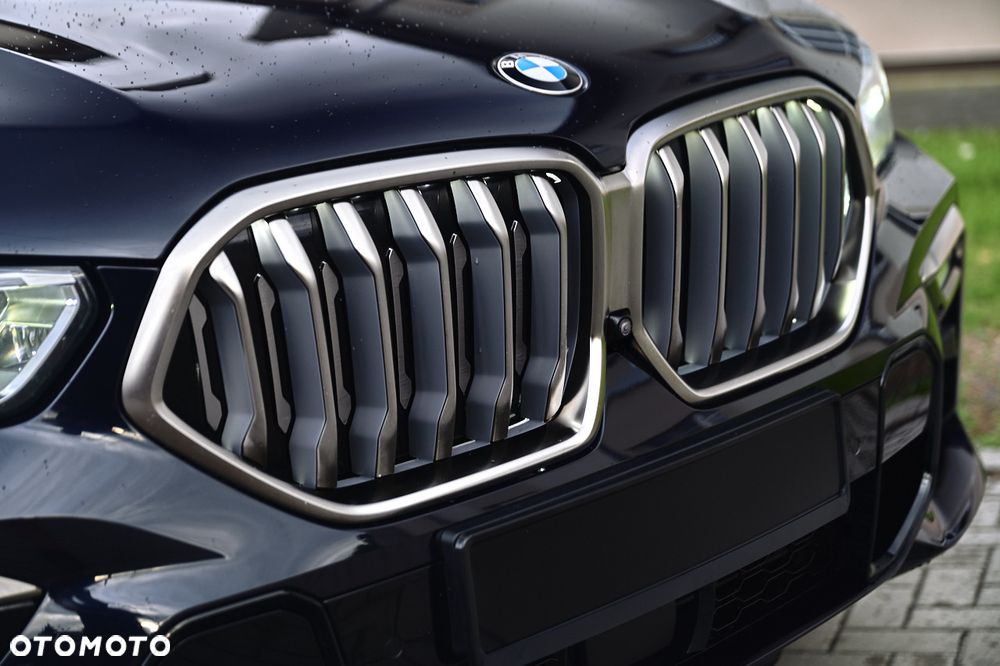 BMW X6M - 22
