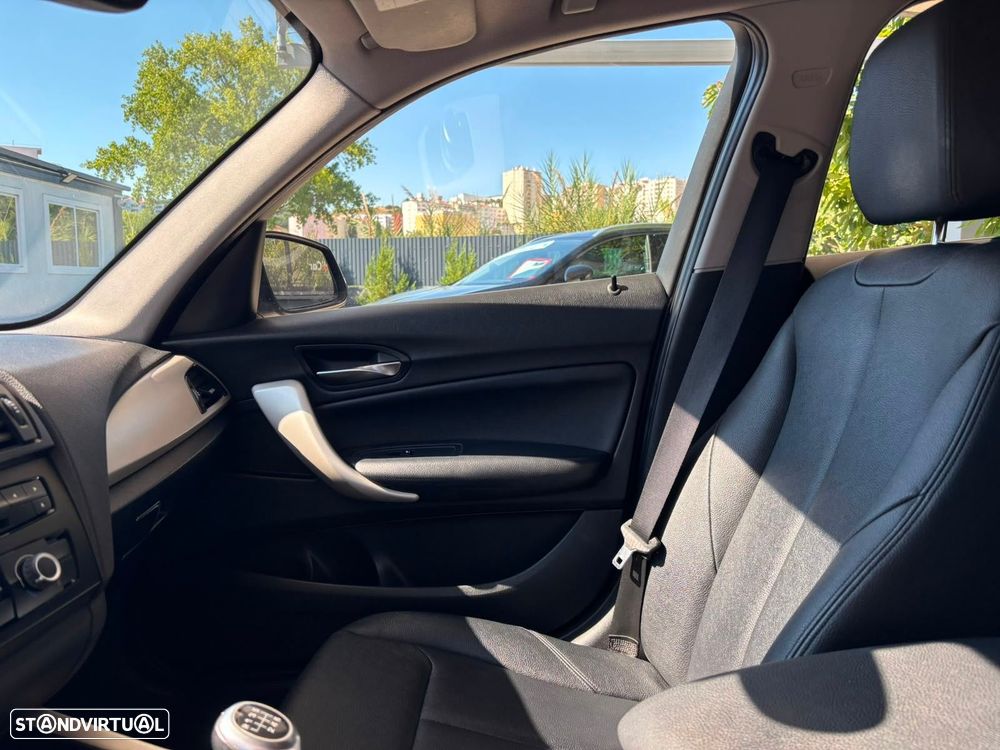 BMW 116 d EDynamics Line Sport - 33