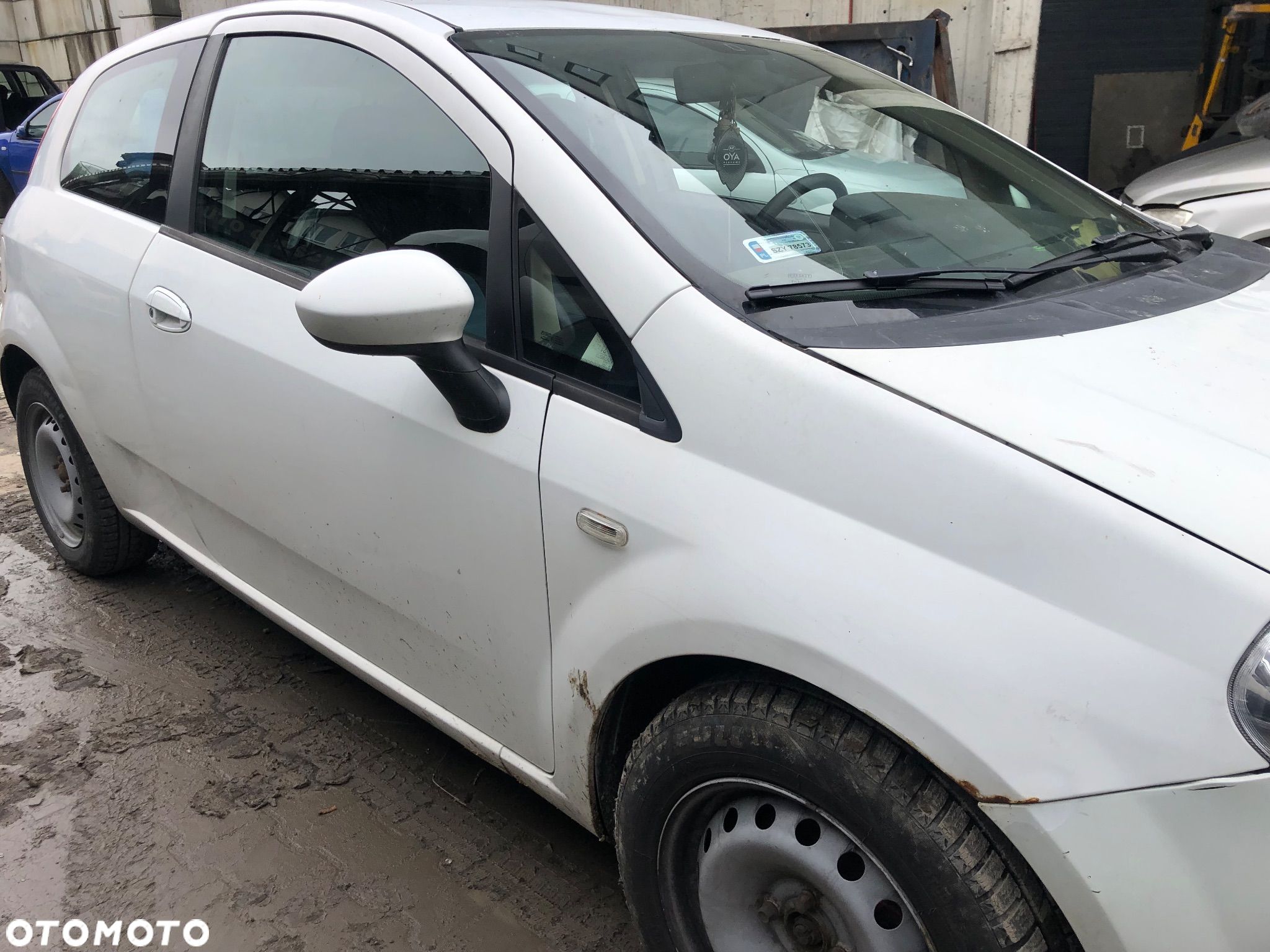 Drzwi prawe Fiat Grande Punto 3D 249/F - 1