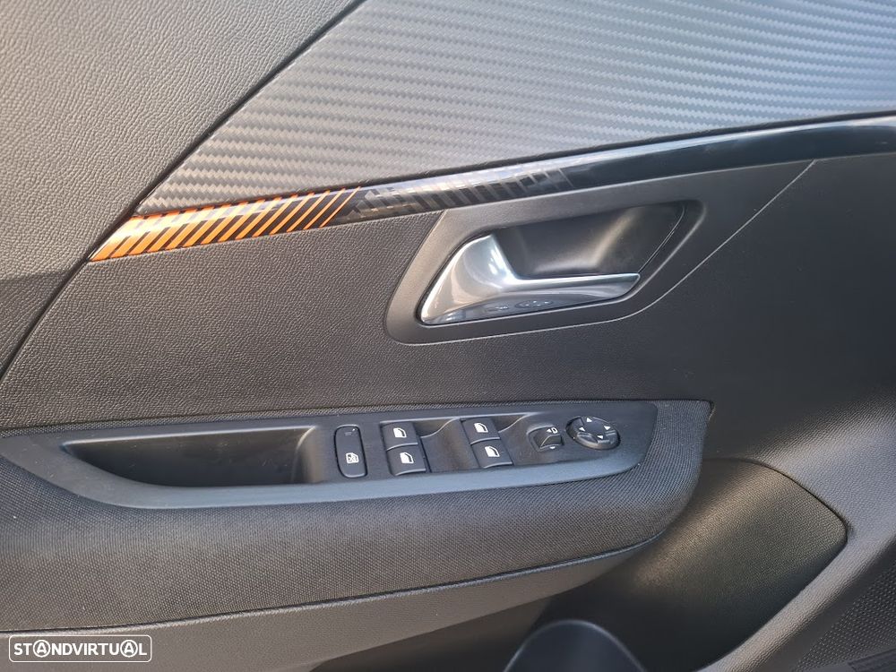 Peugeot 208 1.2 PureTech Active Pack - 30