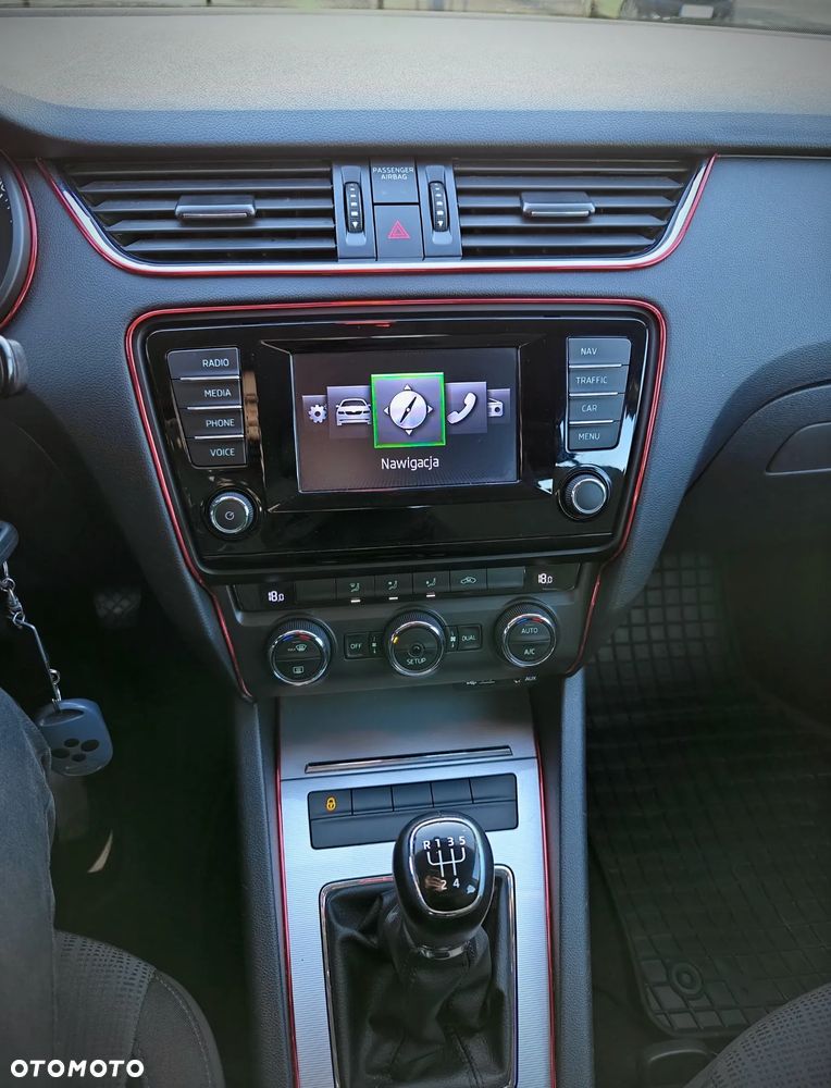 Skoda Octavia 1.6 TDI Ambition - 14