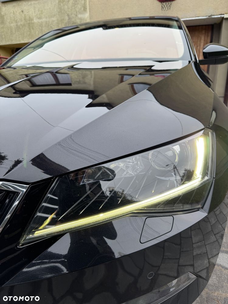 Skoda Superb 2.0 TDI Ambition - 4