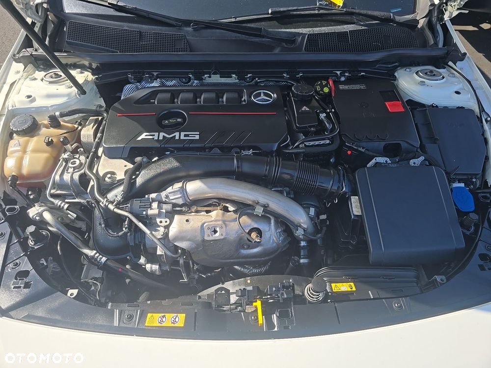 Mercedes-Benz Klasa A AMG 35 4Matic AMG Speedshift DCT 7G - 12