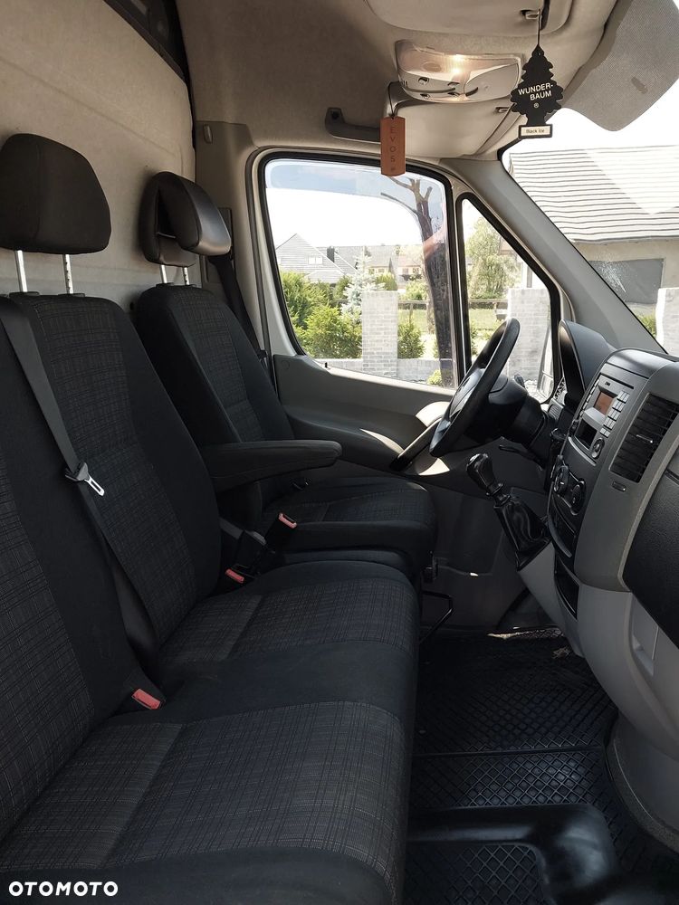 Mercedes-Benz Sprinter - 7