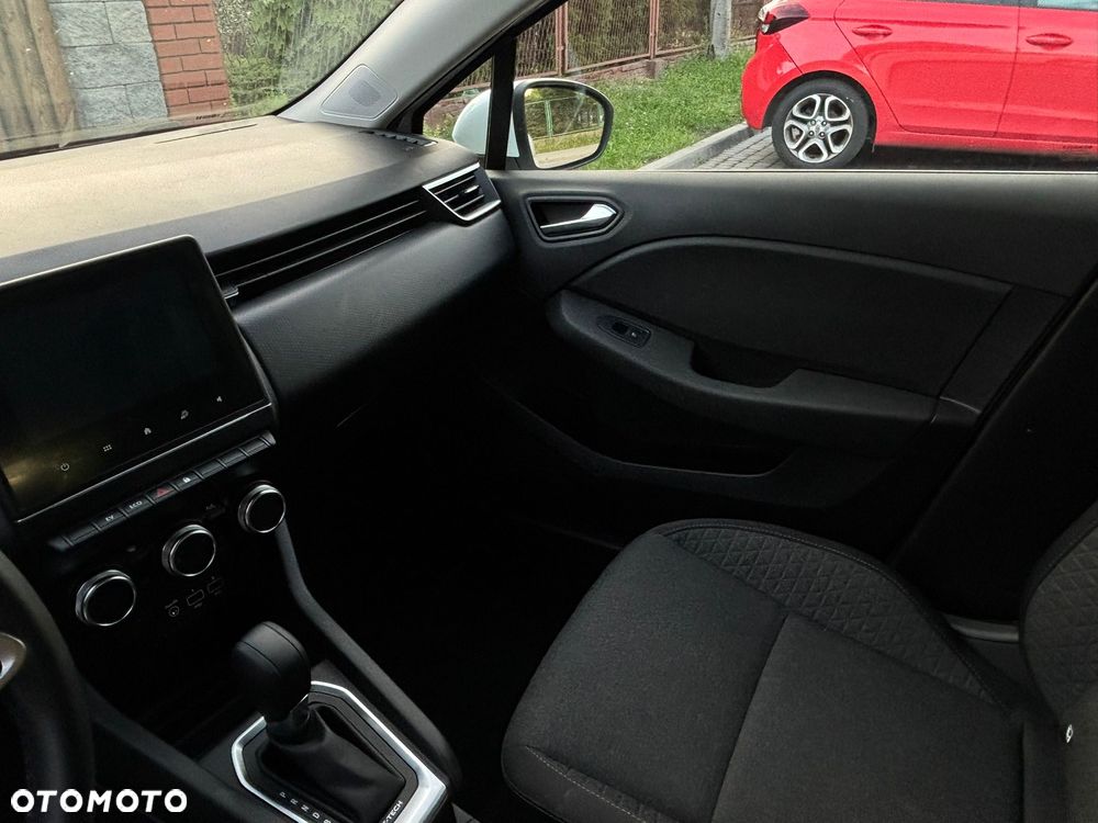 Renault Clio E-TECH 140 EXPERIENCE - 9