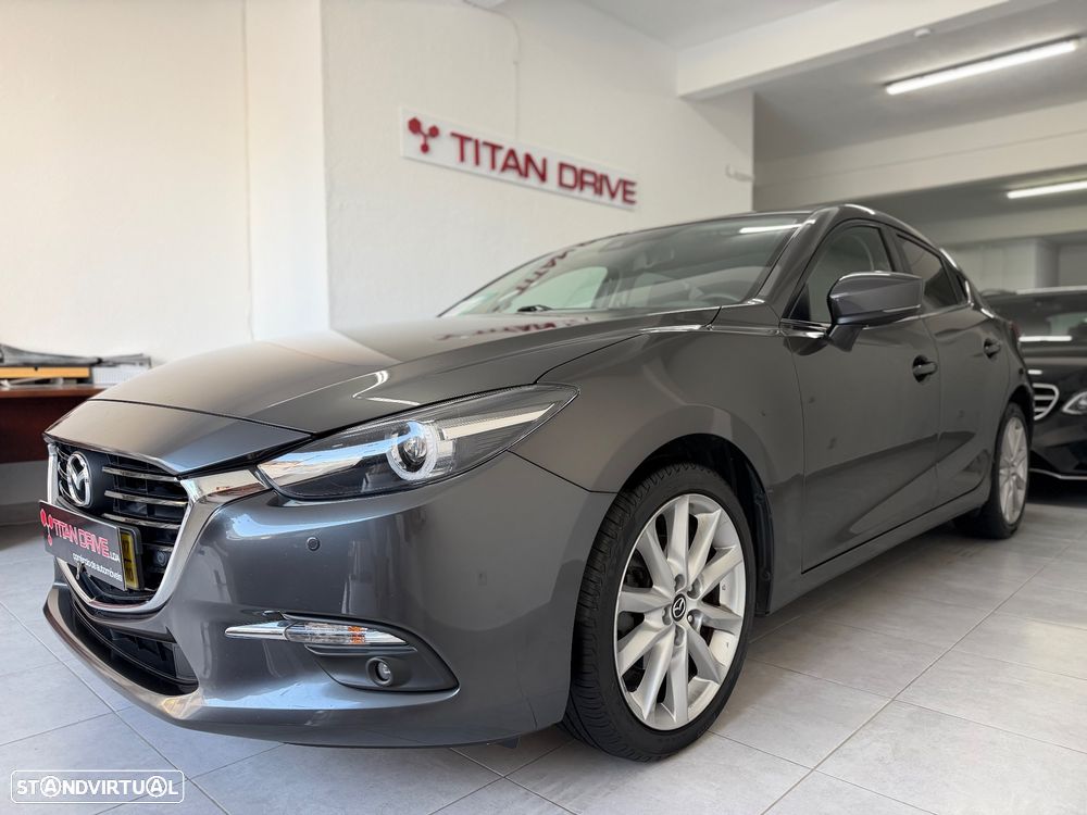 Mazda 3 Hatchback 1.5 Sky-D Excellence Navi - 1