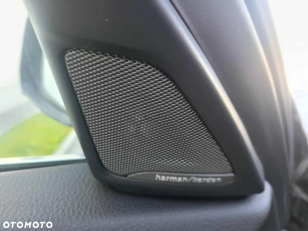 BMW Seria 5 520d - 13