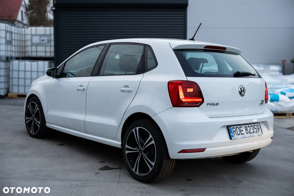 Volkswagen Polo - 14