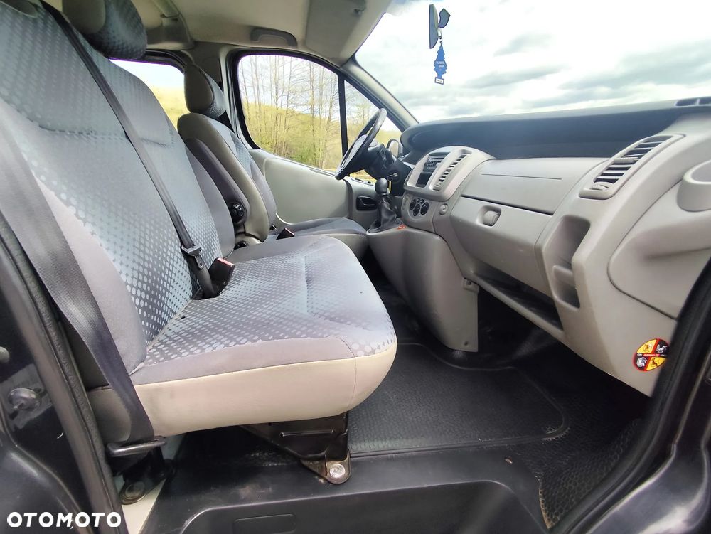 Renault Trafic - 21