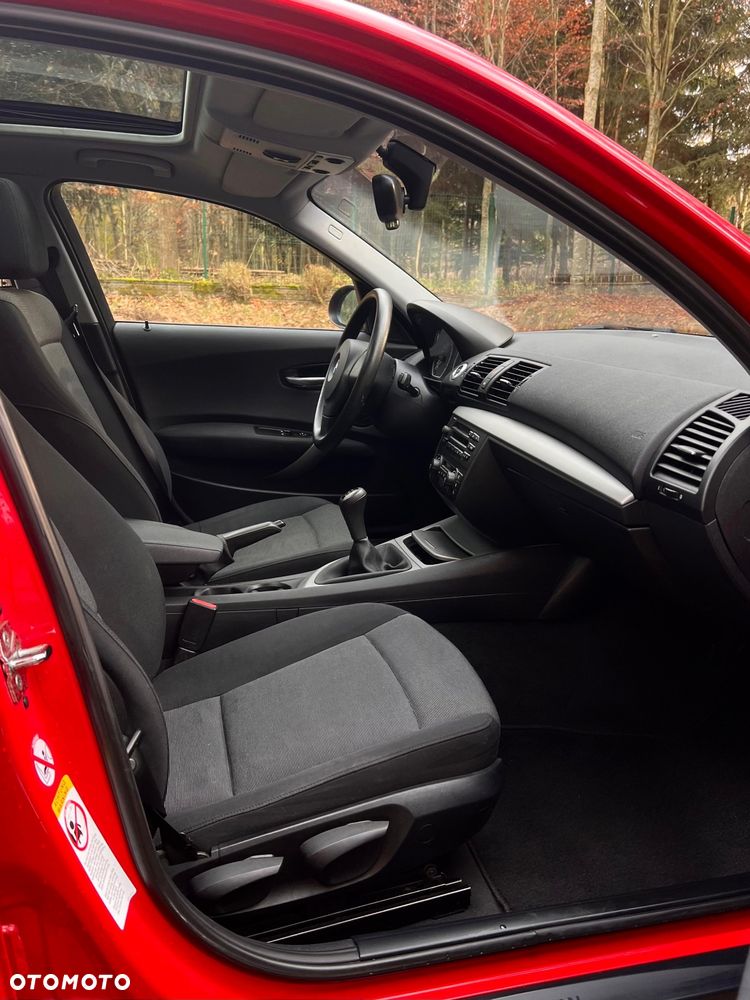 BMW Seria 1 118d DPF - 9