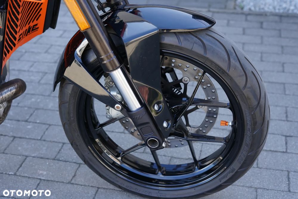 KTM Duke - 15