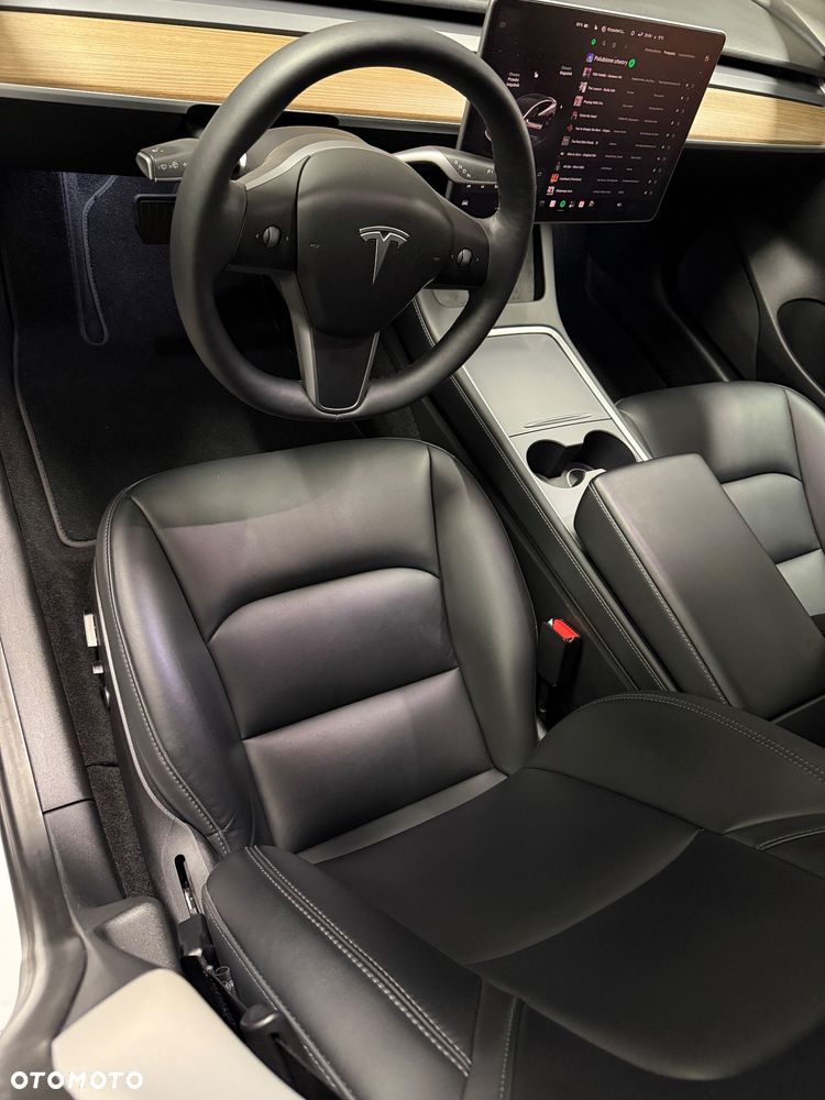 Tesla Model 3 Long Range AWD - 18