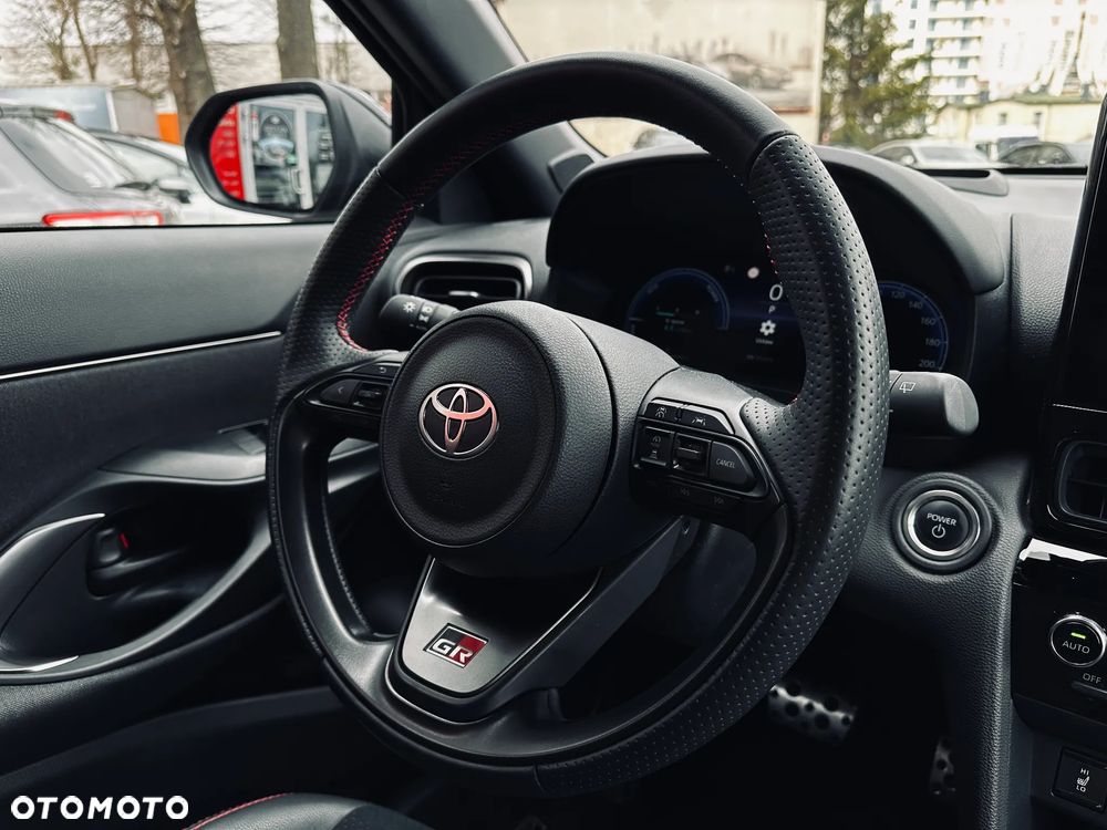 Toyota Yaris Cross Hybrid 1.5 GR Sport - 19