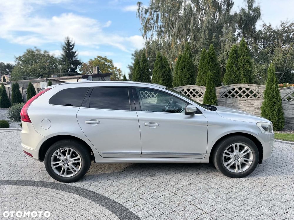 Volvo XC 60 - 6