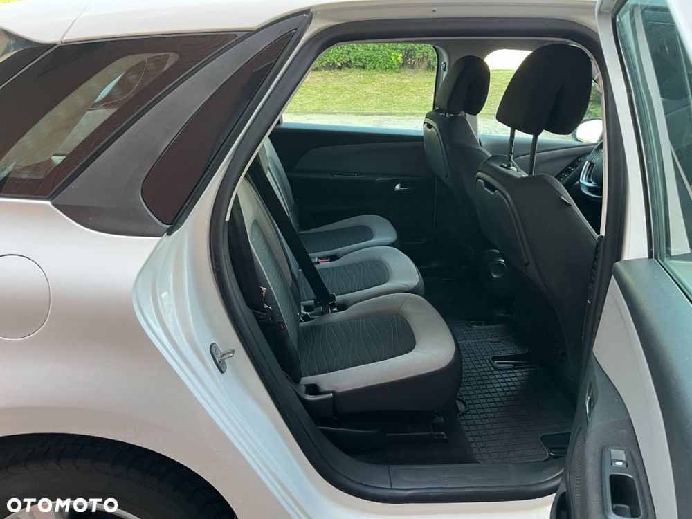 Citroën C4 Picasso 1.6 VTi Attraction - 20