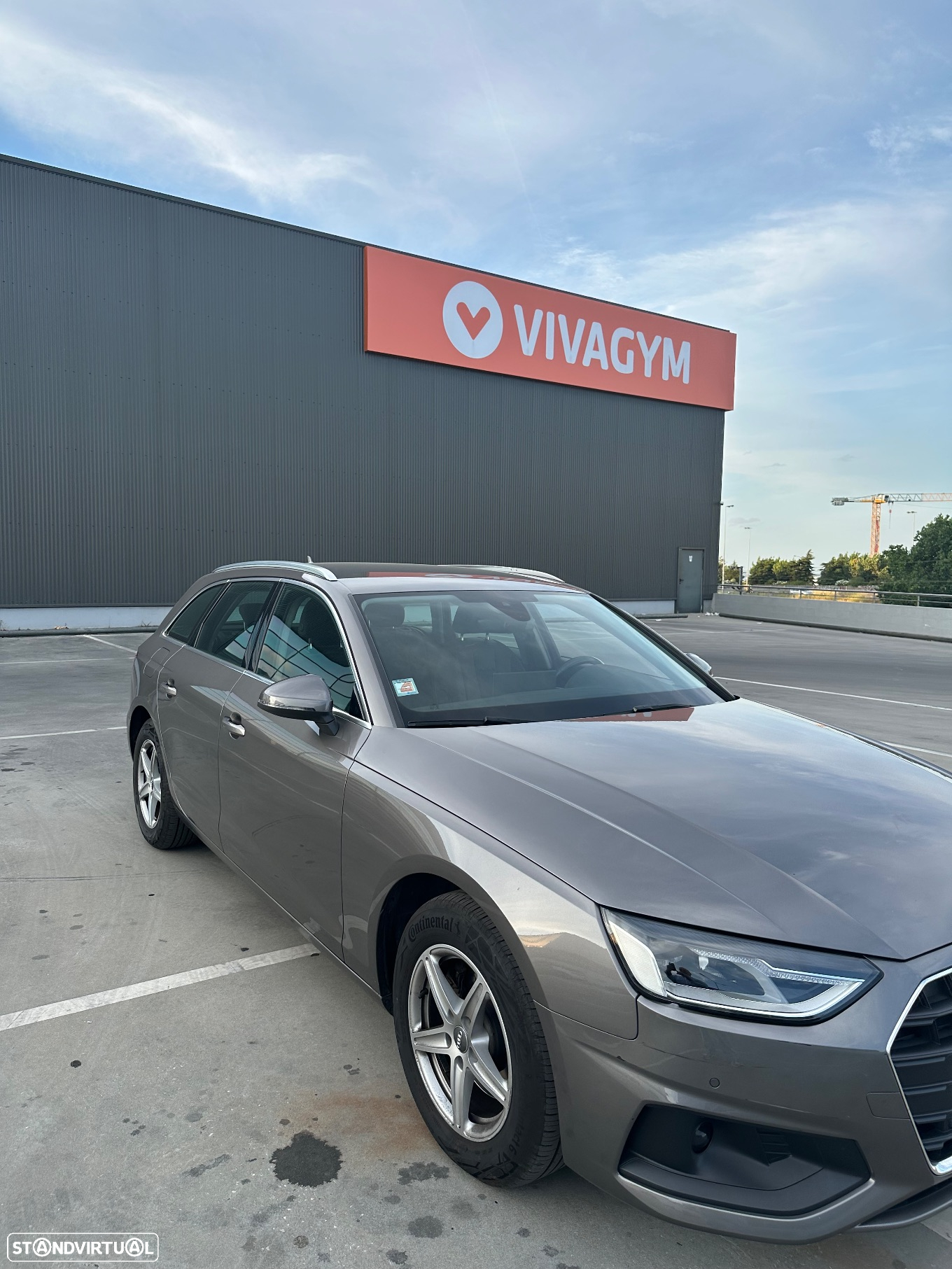 Audi A4 Avant 35 TDI Advanced S tronic - 4