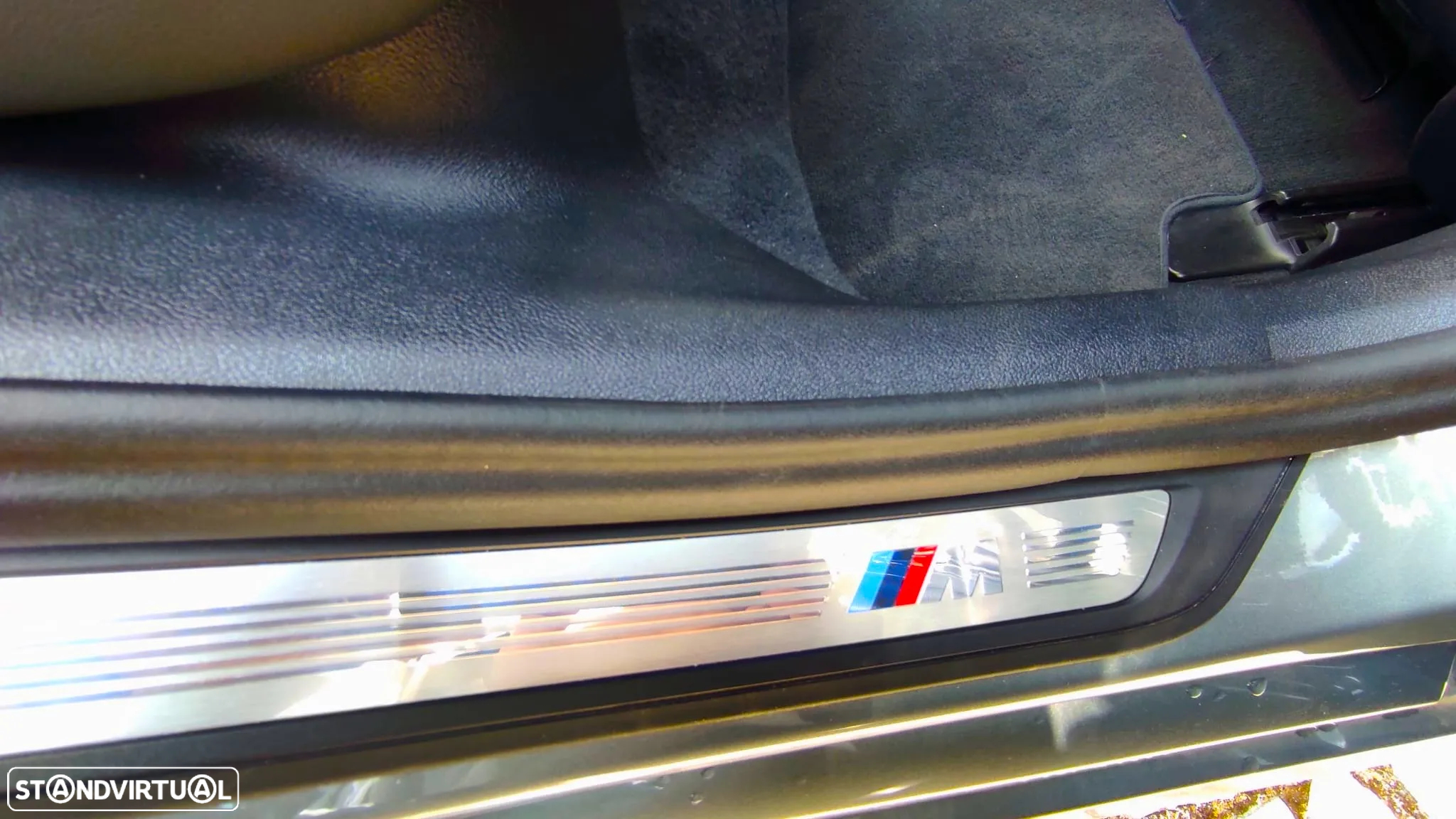 BMW 530 e Pack Desportivo M - 12