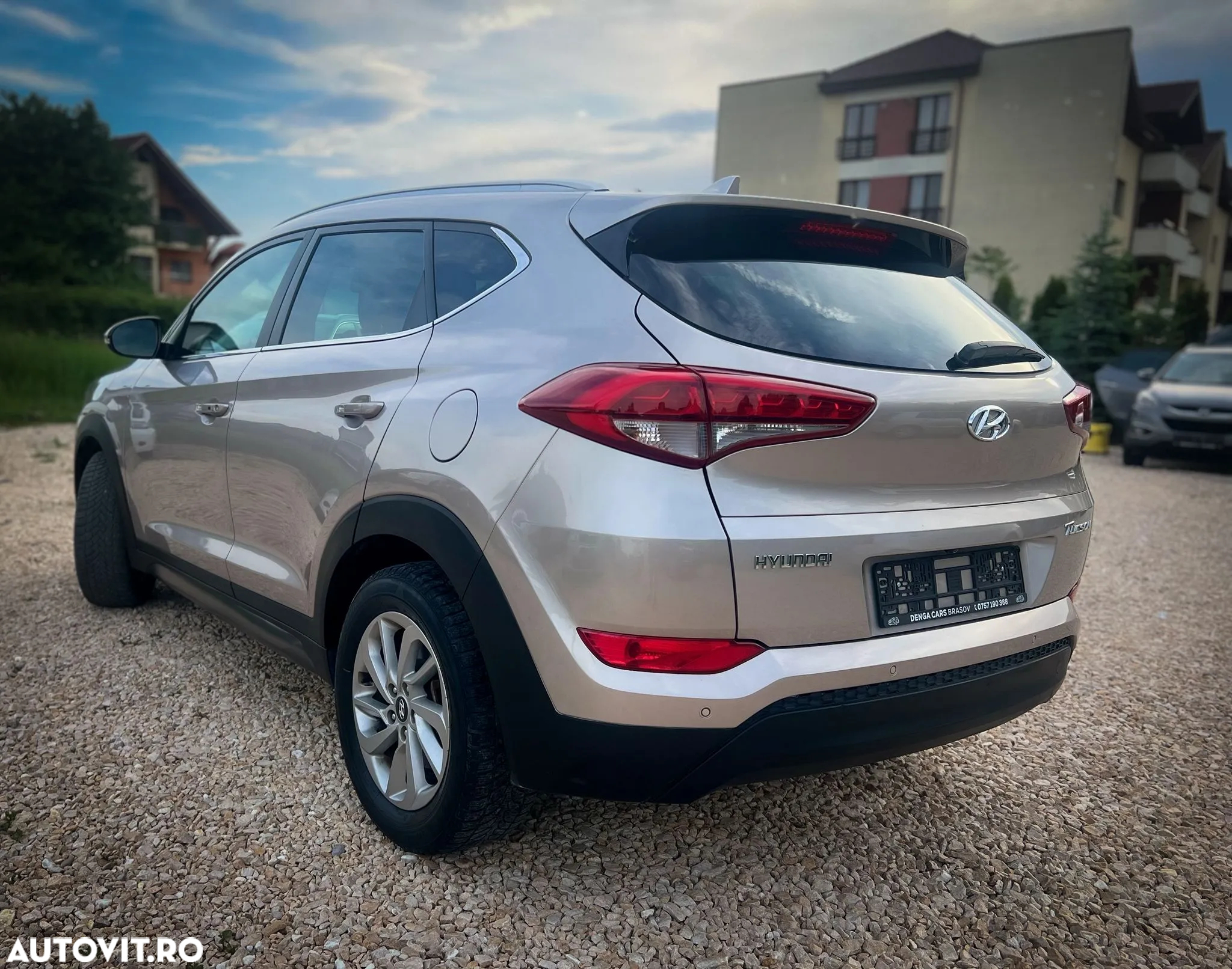 Hyundai Tucson blue 1.7 CRDi 2WD DCT Premium - 5