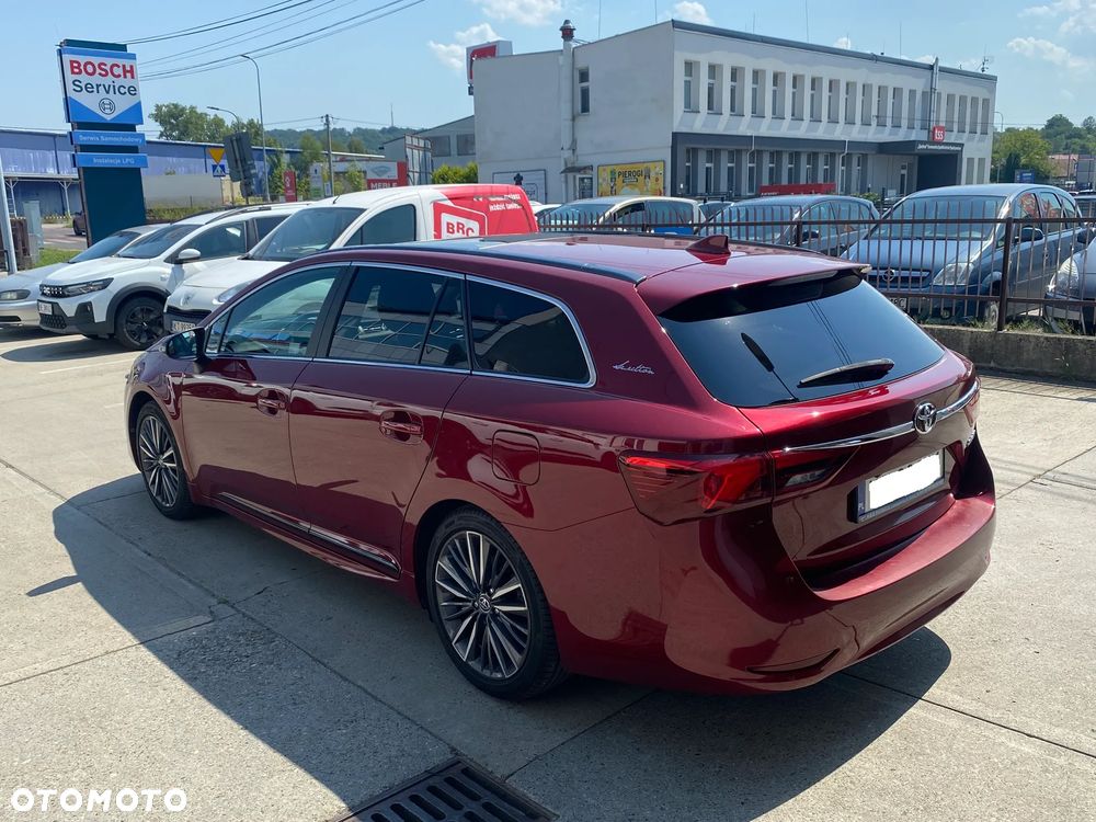 Toyota Avensis 1.8 Selection - 6