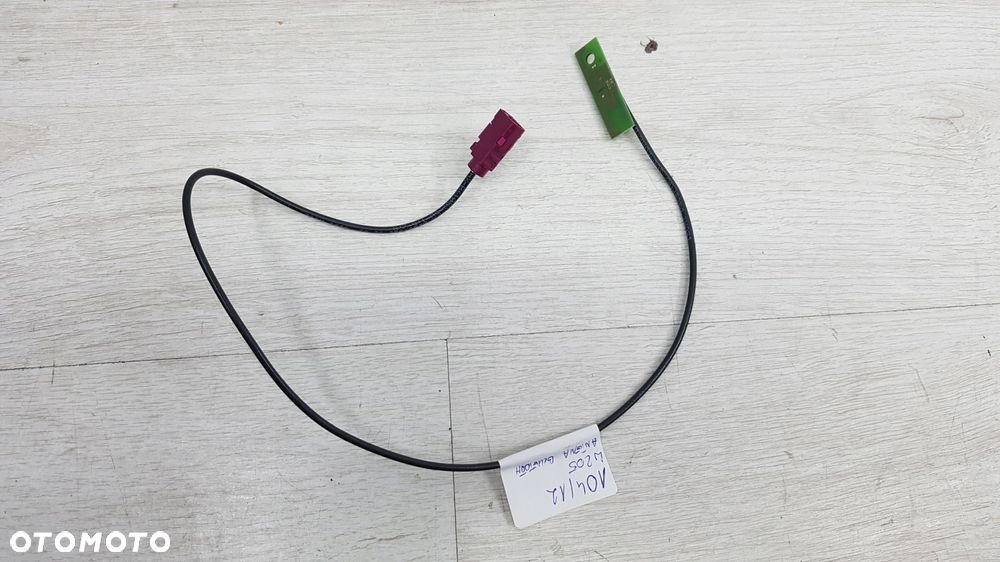 mercedes c klasa w205 antena bluetooth wzmacniacz - 1