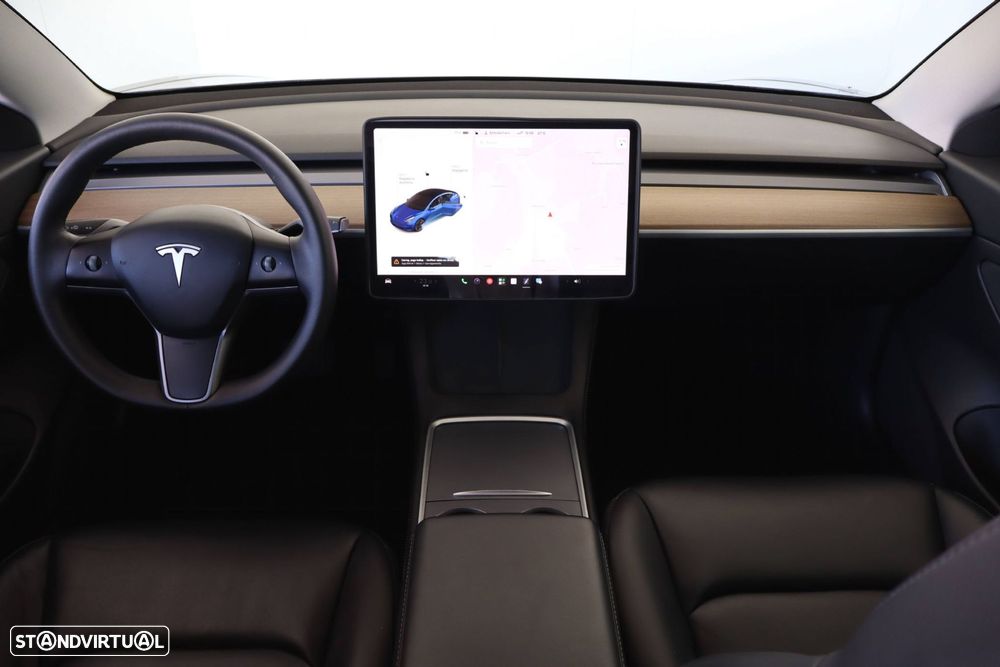Tesla Model 3 - 21