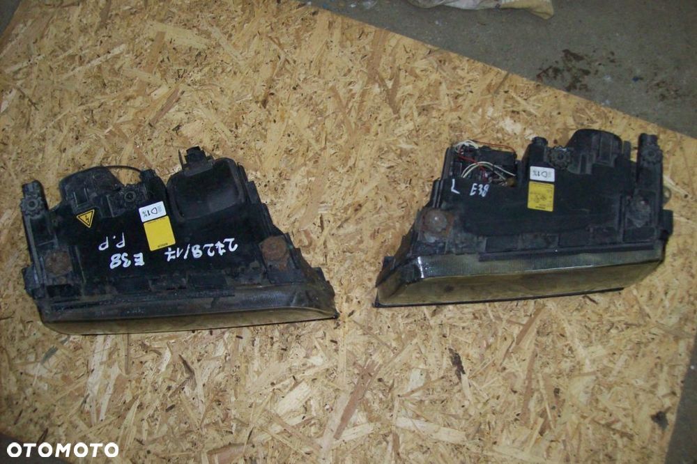 lampa przednia bmw e38/ PRAWA - 3