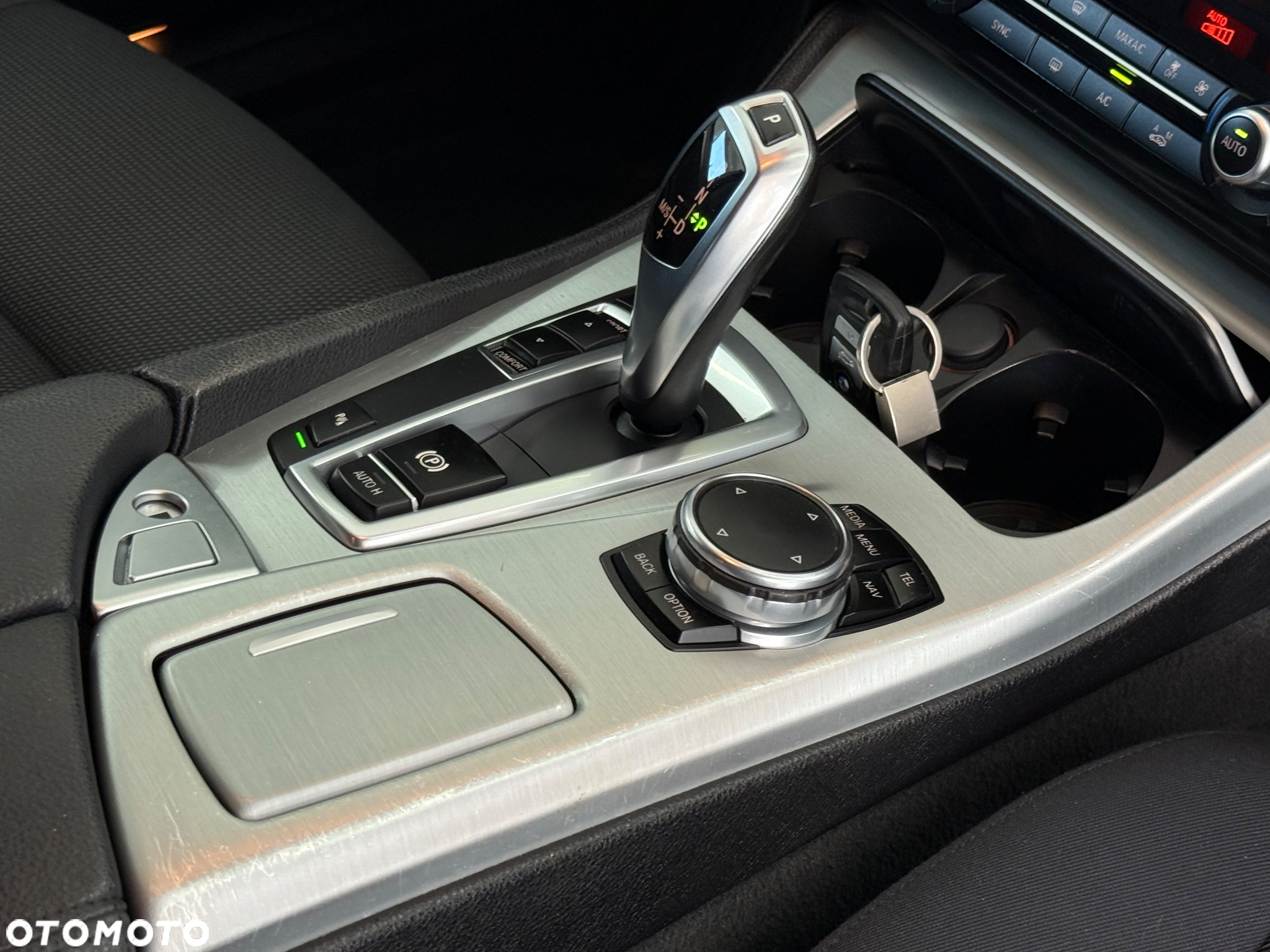 BMW Seria 5 520d - 31