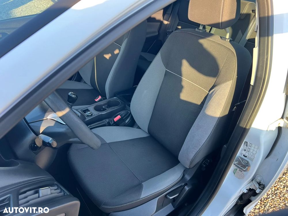 FORD Focus 2014 — imagine 6