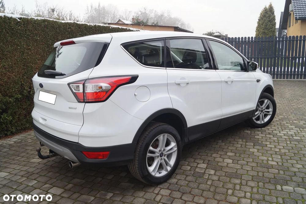 Ford Kuga 1.5 EcoBoost 2x4 Cool & Connect - 11