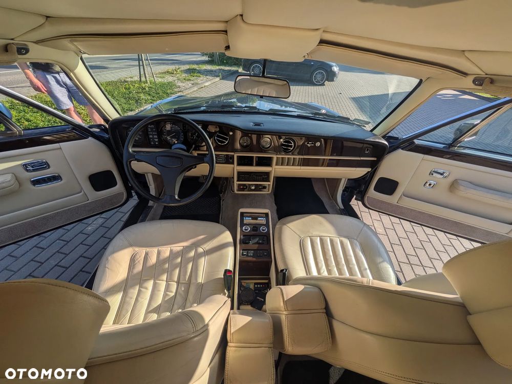 Bentley Eight - 23