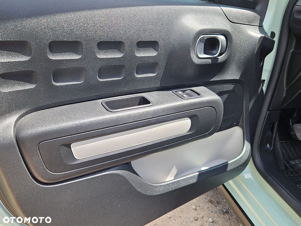 Citroën C3 1.2 PureTech Plus - 23