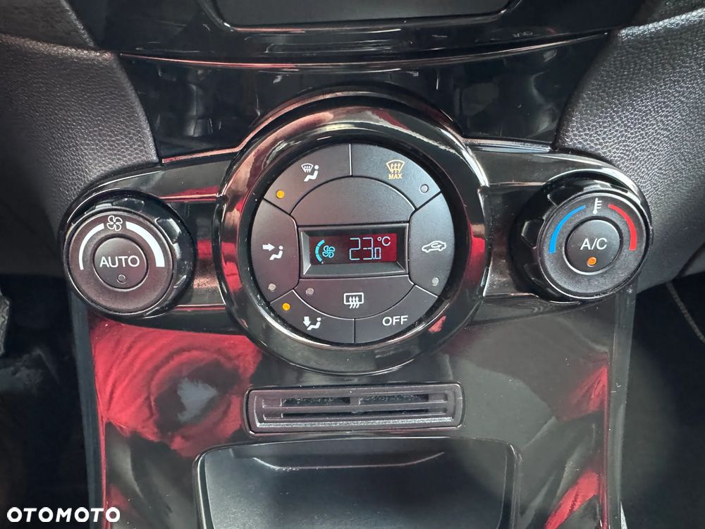 Ford Fiesta 1.5 TDCi Titanium - 20