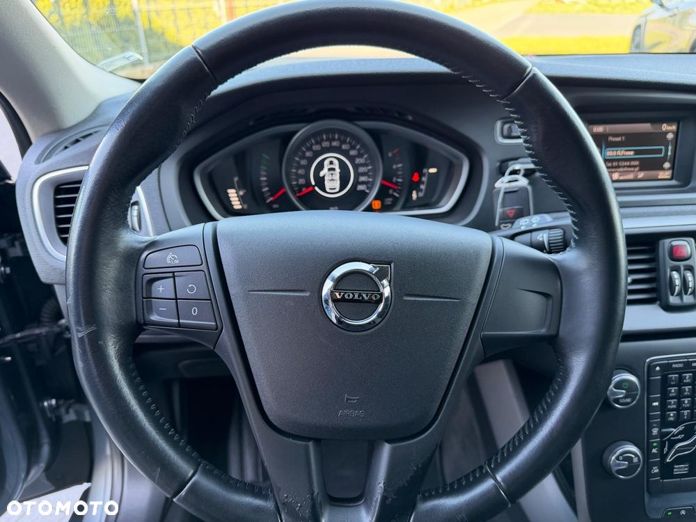 Volvo V40 D3 Geartronic - 18