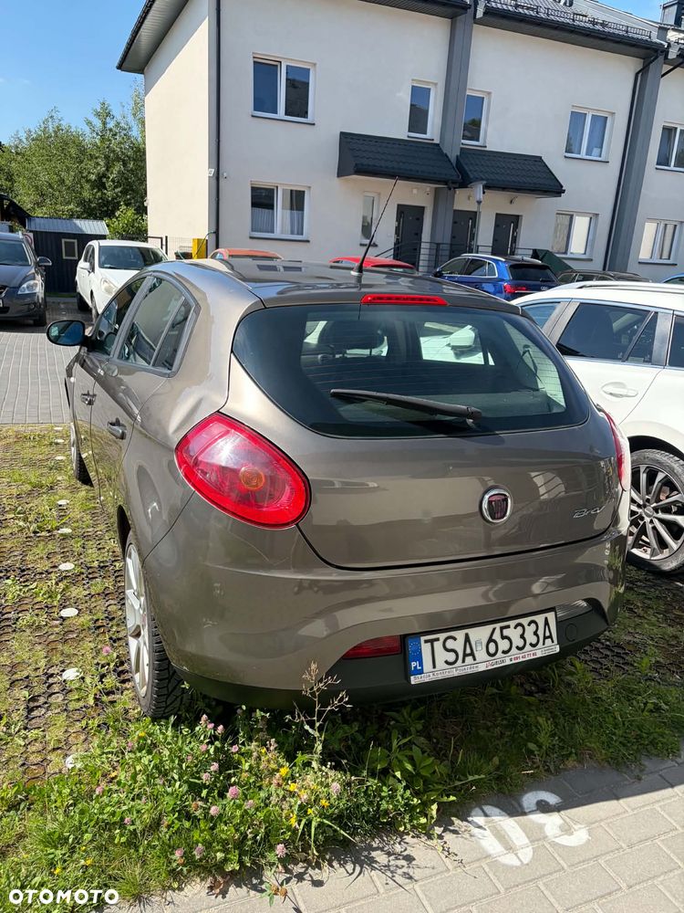 Fiat Bravo 1.9 Multijet Estiva Blue&Me - 8