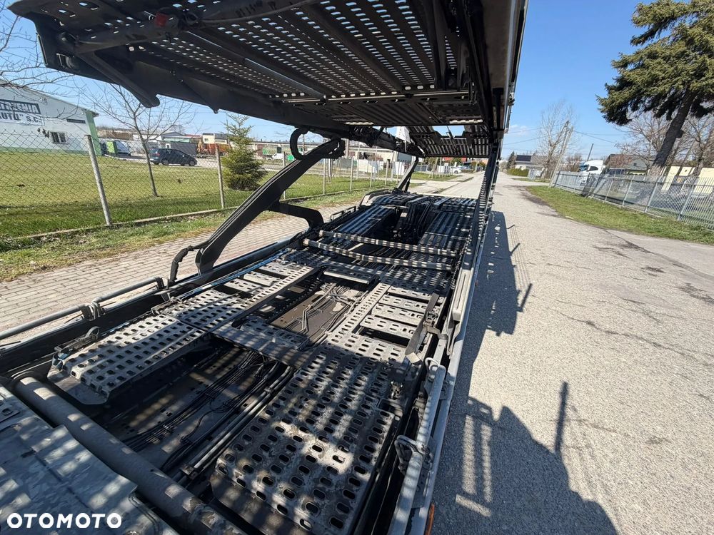 Mercedes-Benz Actros LOHR 200 - 12