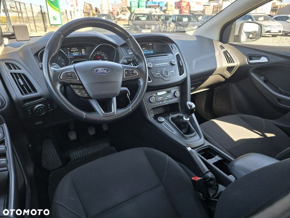Ford Focus - 12