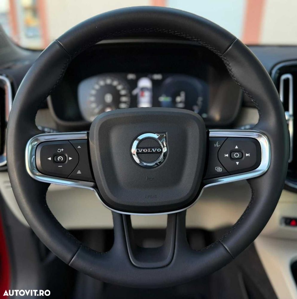 Volvo XC 40 - 23