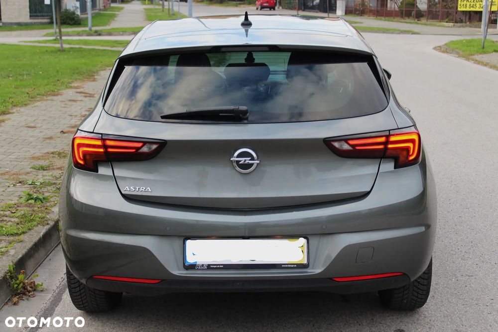 Opel Astra IV 1.6 CDTI Executive - 2