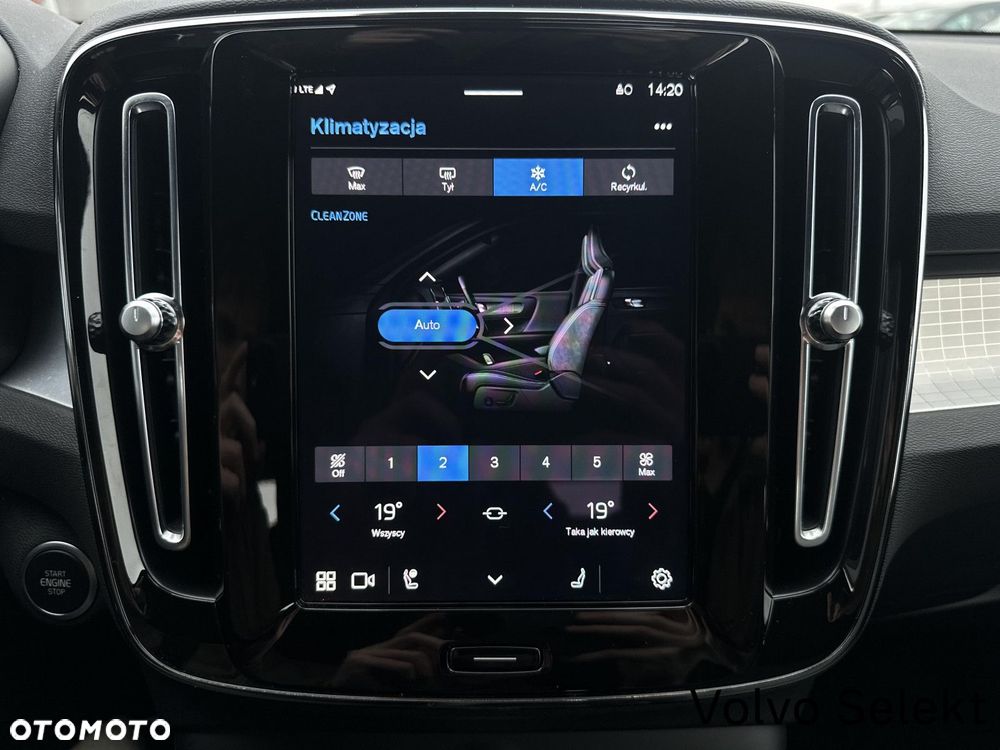 Volvo XC 40 - 23