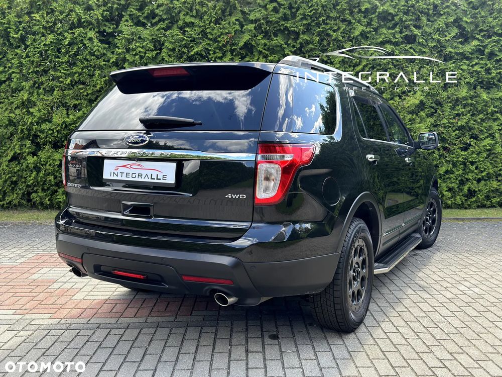 Ford Explorer - 25