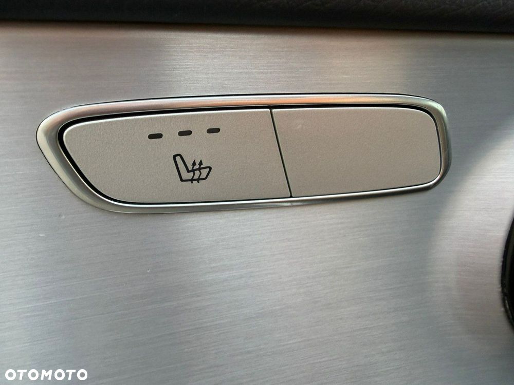 Mercedes-Benz GLC - 18