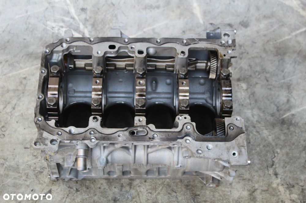 BLOK SILNIKA BMW N47N N47D20D C 2.0D 218KM BMW F30 F10 F20 7810596 NOMINAŁ - 7