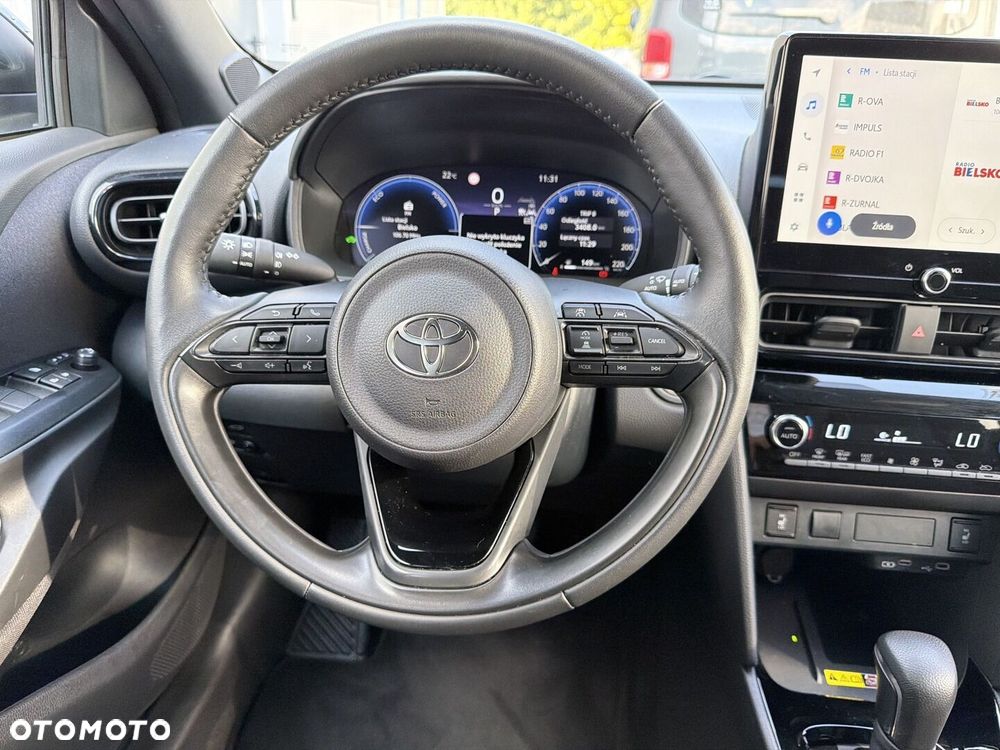 Toyota Yaris Cross Hybrid 1.5 Executive - 13