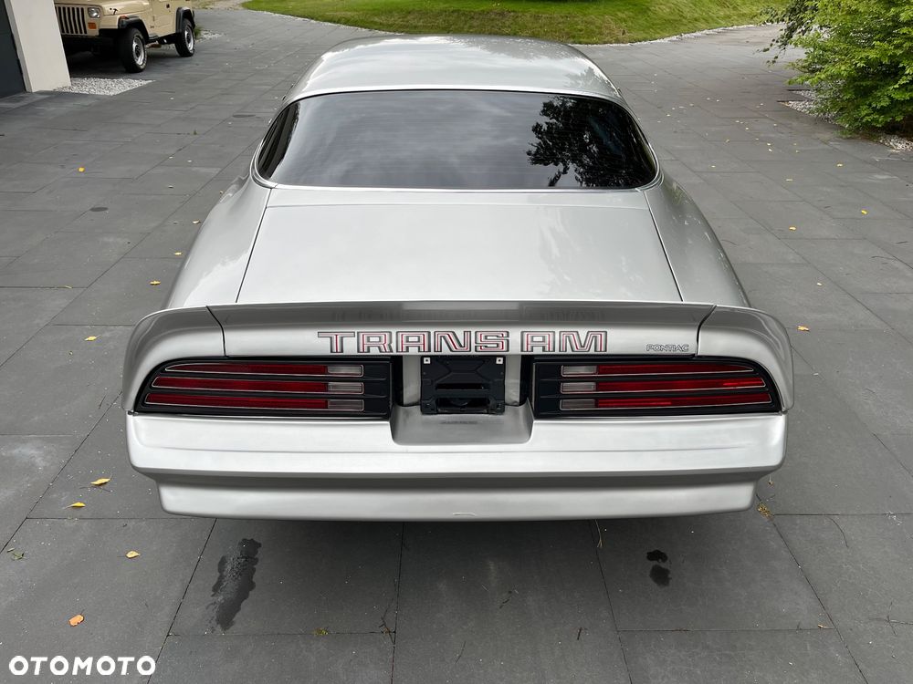 Pontiac Trans Am - 6