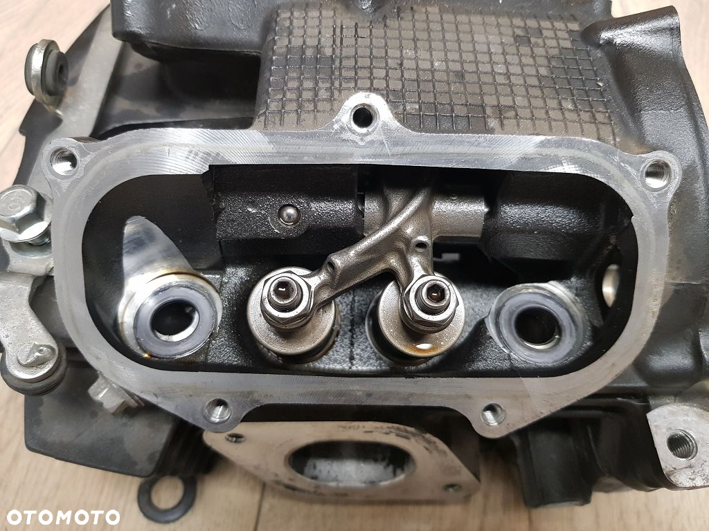 Głowica tył zawory wałek rozrządu Yamaha XVS950 Bolt / Midnight Star - 11