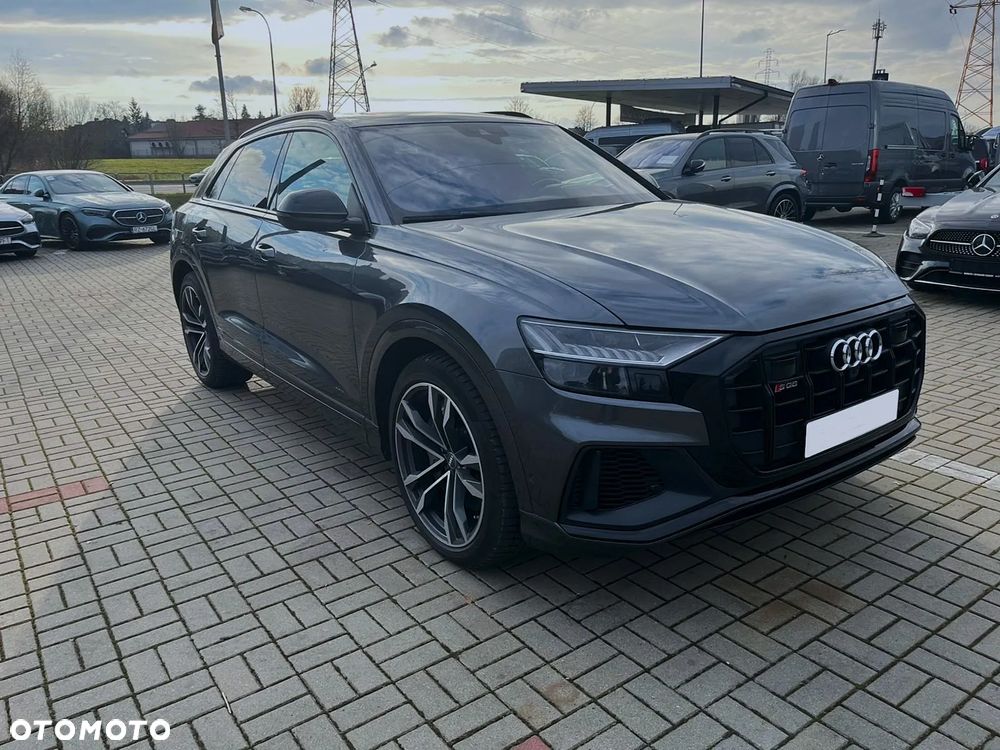 Audi SQ8 - 9
