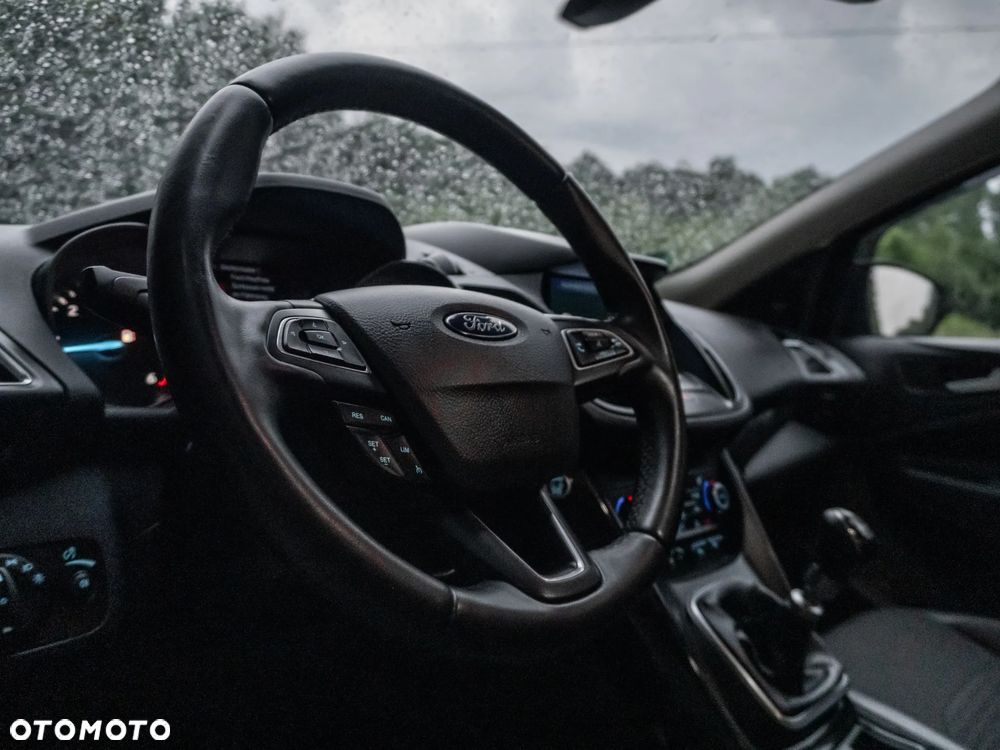 Ford Kuga 2.0 TDCi 4x4 Titanium - 14