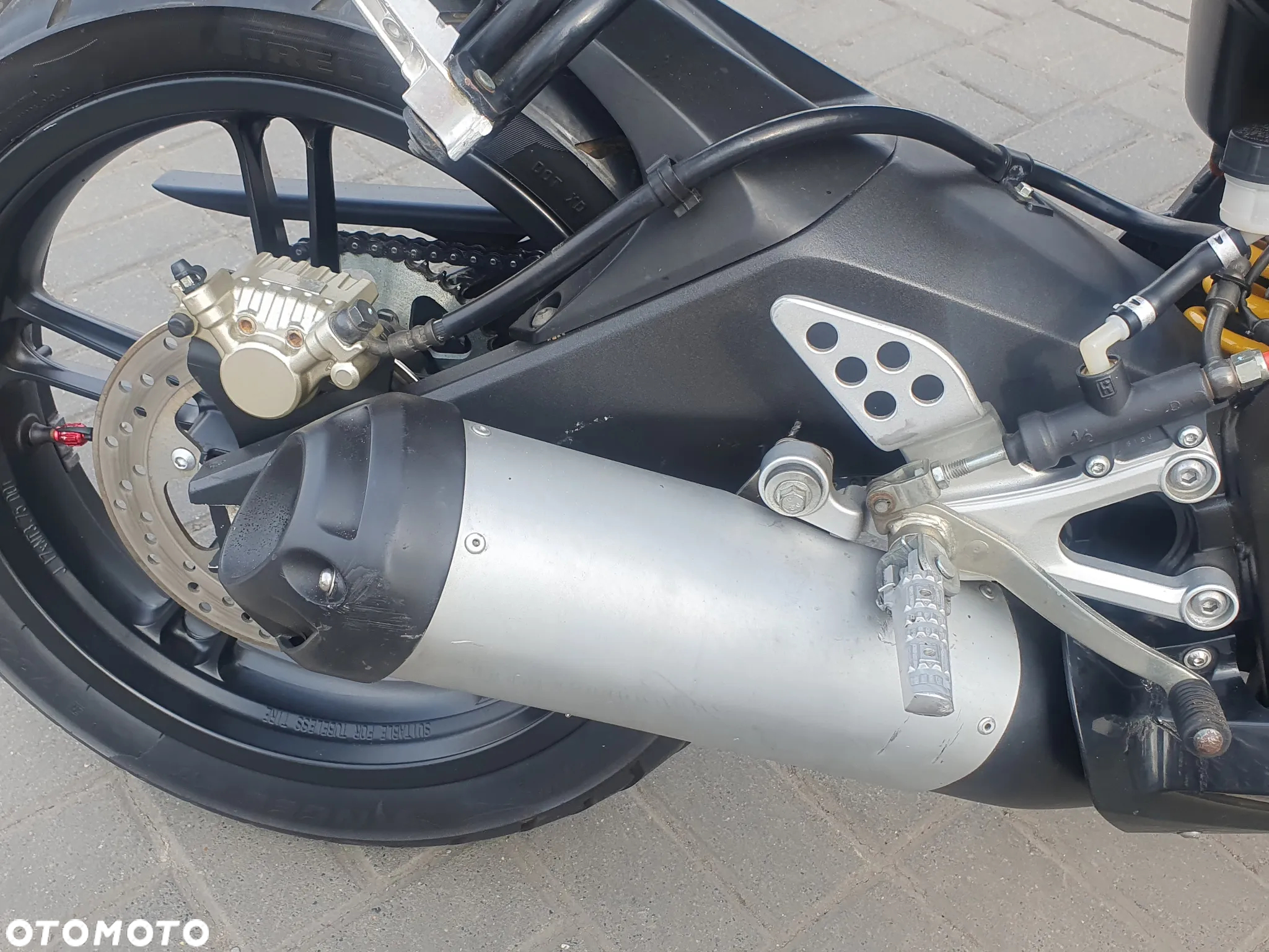 Yamaha YZF - 21