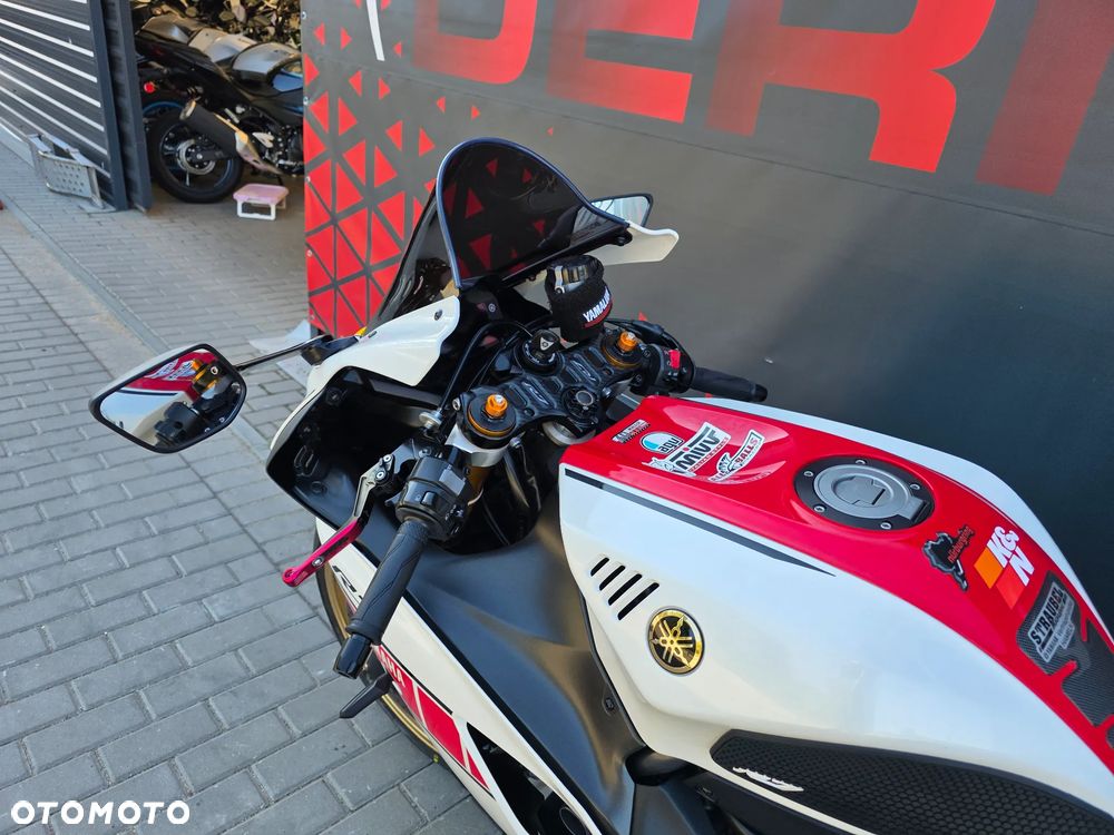 Yamaha R7 - 13