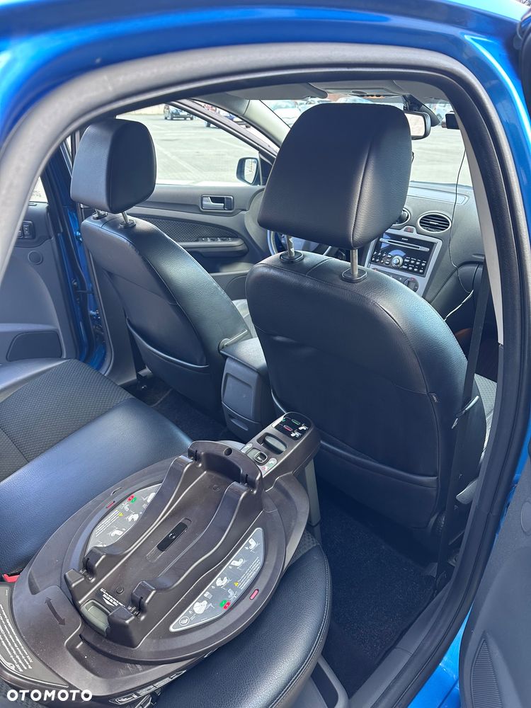 Ford Focus 2.0 TDCi DPF Titanium - 5